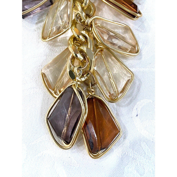 Chunky gold color necklace with amber smoky white color charms - Picture 3 of 4